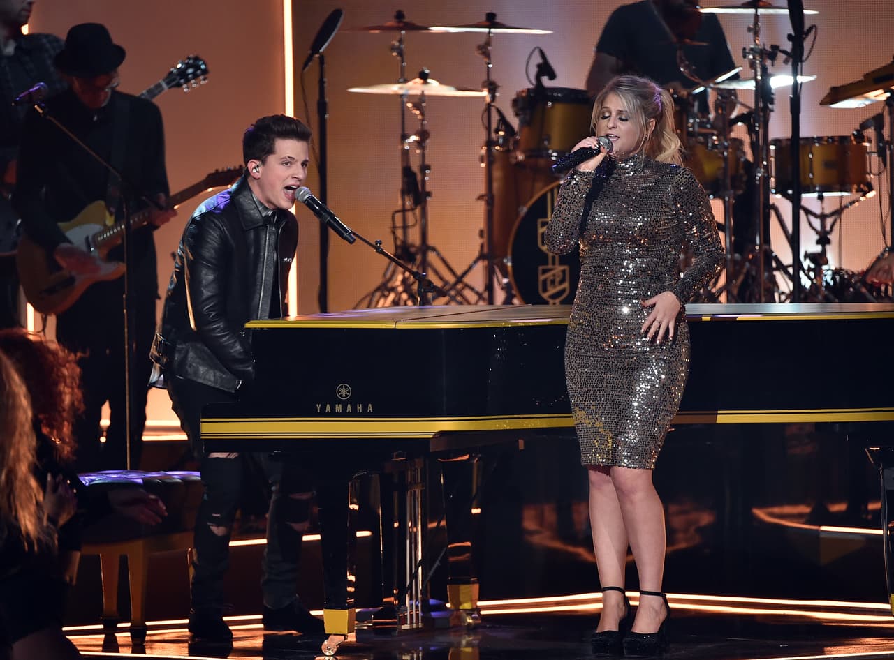 Charlie Puth y Megan se aventaron un gran interpretación.