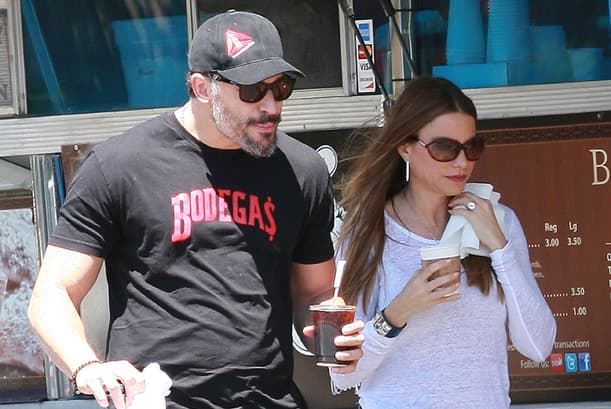 Este par no oculta su amor y aprovechan cualquier oportunidad para estar juntos.