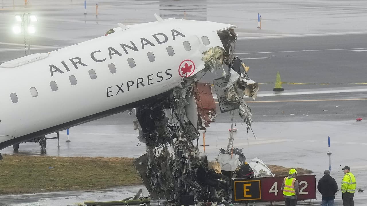 Identifican a pilotos de Air Canada fallecidos tras accidente en el aeropuerto LaGuardia