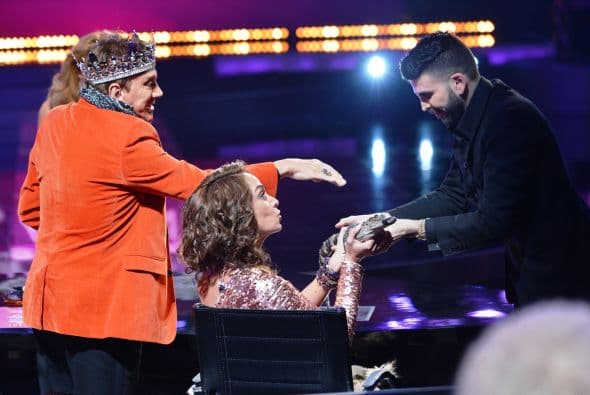 Josephine Ochoa es de Guatemala. Esta rubia ha causado sensación gracias a sus espectaculares curvas, las cuales mantiene gracias al ejercicio. Posee gran experiencia en concursos de belleza, pues fue nada menos que Miss Guatemala USA 2013. Ella desea poner muy en alto el nombre de su país, coronándose como la próxima Nuestra Belleza Latina. ¿Creen que pueda llegar a la final?