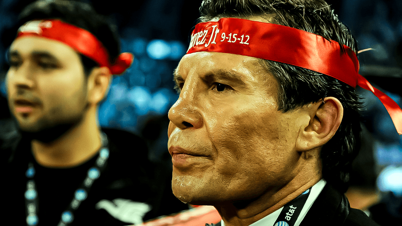 Julio César Chávez es operado en Culiacán tras sufrir complicaciones