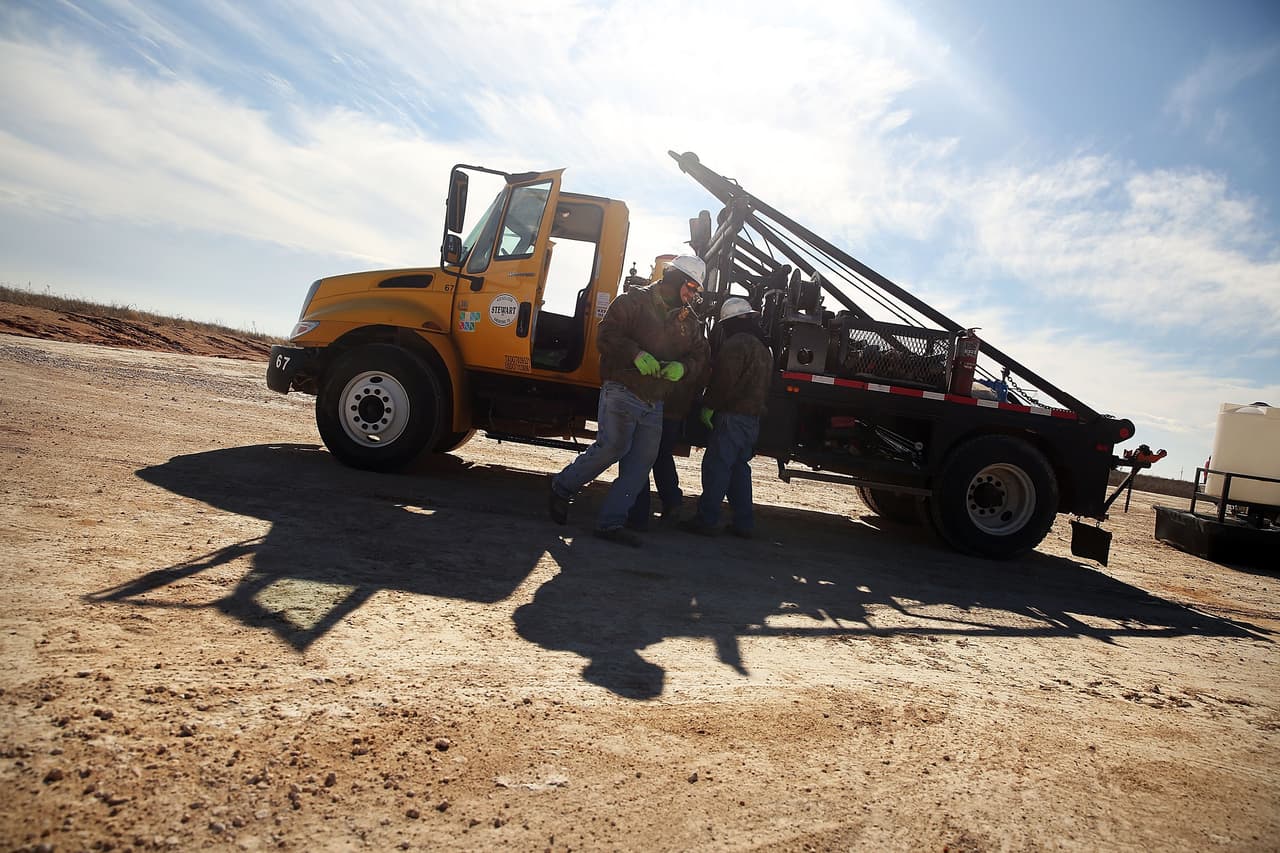 Sin embargo, Arabia Saudí y otros productores del Golfo Pérsico insisten en no cambiar la producción actual del grupo en un intento de sacar del mercado a productores alternativos, sobre todo en Estados Unidos.