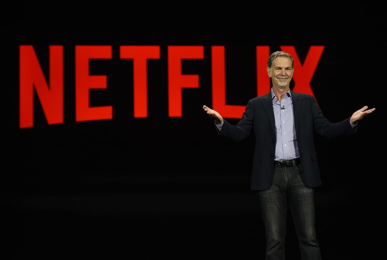 Responsable de Netflix crea fondo para educación de 100 millones