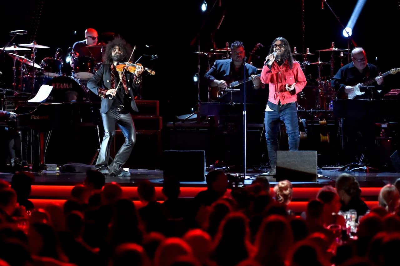 Draco Rosa y violinista iberolibanés Ara Malikian en 'Adicto a tu amor'