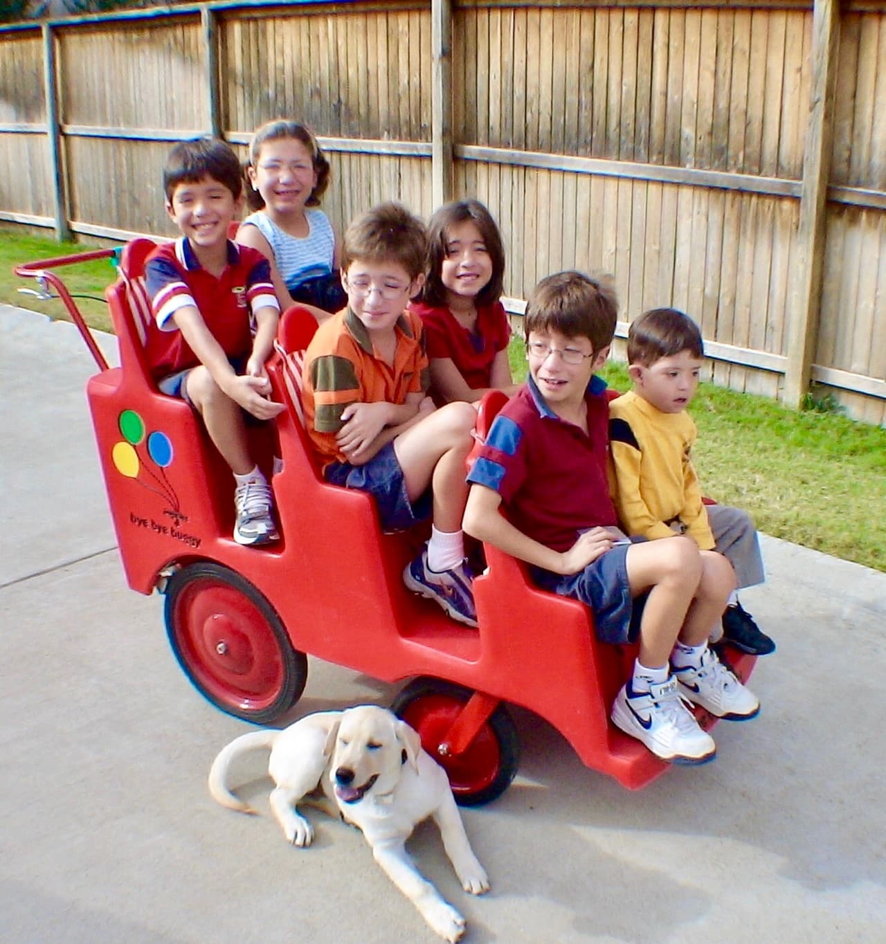 The Díaz had another son Sebastián. Here are all six of the children.