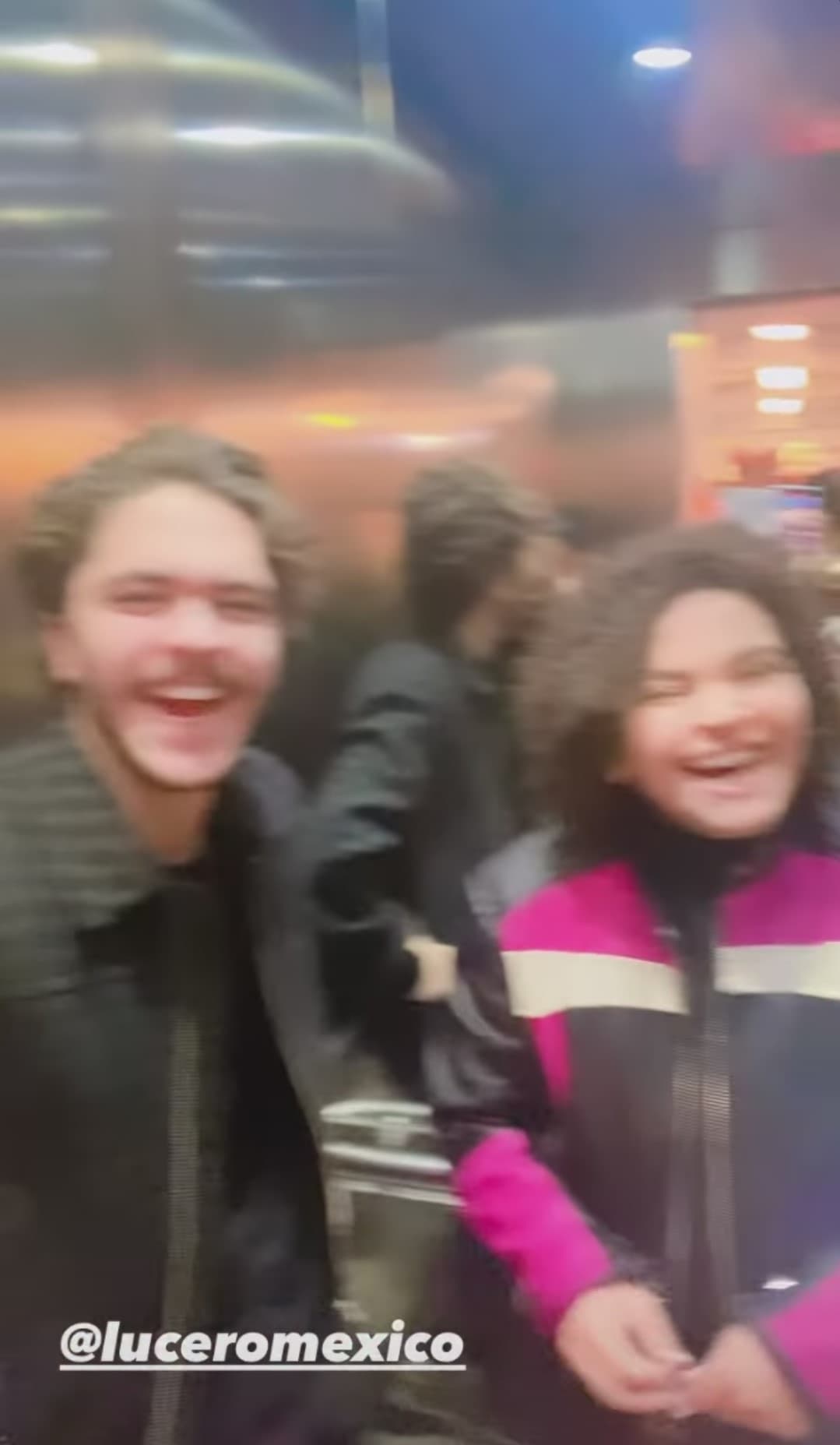 A diferencia de muchos jovencitos de su edad, el hijo de Lucero y Mijares prefiere mantener su vida en privado, por lo que son contadas las fotos y videos en las que aparece.