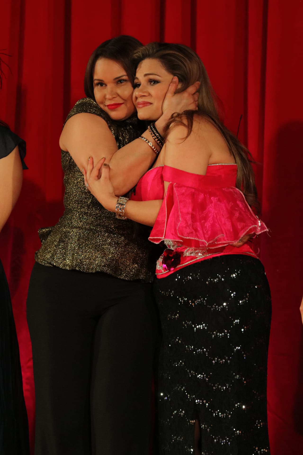 No importa la nacionalidad, juntas lucharán por cumplir su sueño.