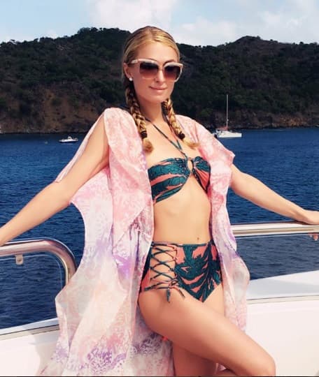 Este hecho ocurrió en 2011durante una entrevista realizada en el programa 'Good Morning America', donde el periodista le preguntó a Paris acerca de la poca audiencia de su reality show, así como la atención que tenía Kim Kardashian por parte de todos los medios.