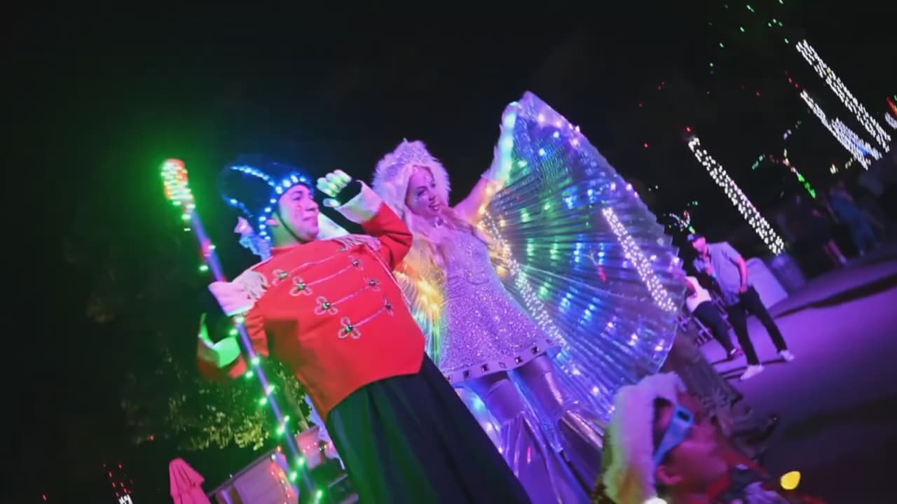 Las noches serán temáticas, podrás llevar algún feo suéter, pijama o disfrazarte de tu personaje favorito.