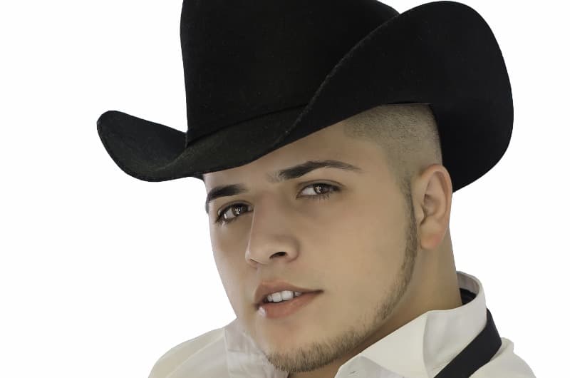 En la celebración no faltaron el baile ni la música de banda.