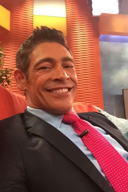 <b>“Manito disculpa que te lo diga de esta manera, pero no lo estás haciendo bien” </b>
<br>
<br>Esta fue la crítica de Johny Lozada al chef Franco Noriega después, de que bailara con Chiqui boom.