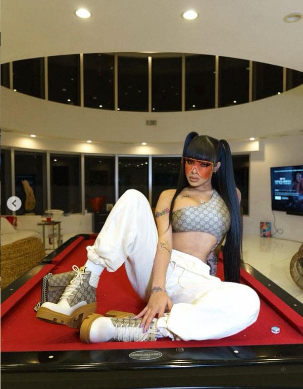 Tras las fuertes palabras publicadas por Yailin, El Gordo y La Flaca retomó un presunto mensaje con el que Shaarza reaccionó a ellas.
<br>