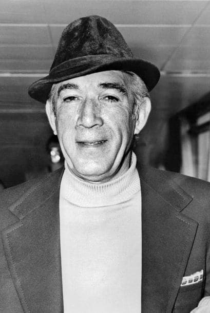Anthony Quinn. Este grande del cine recibió su estrella en 1960.