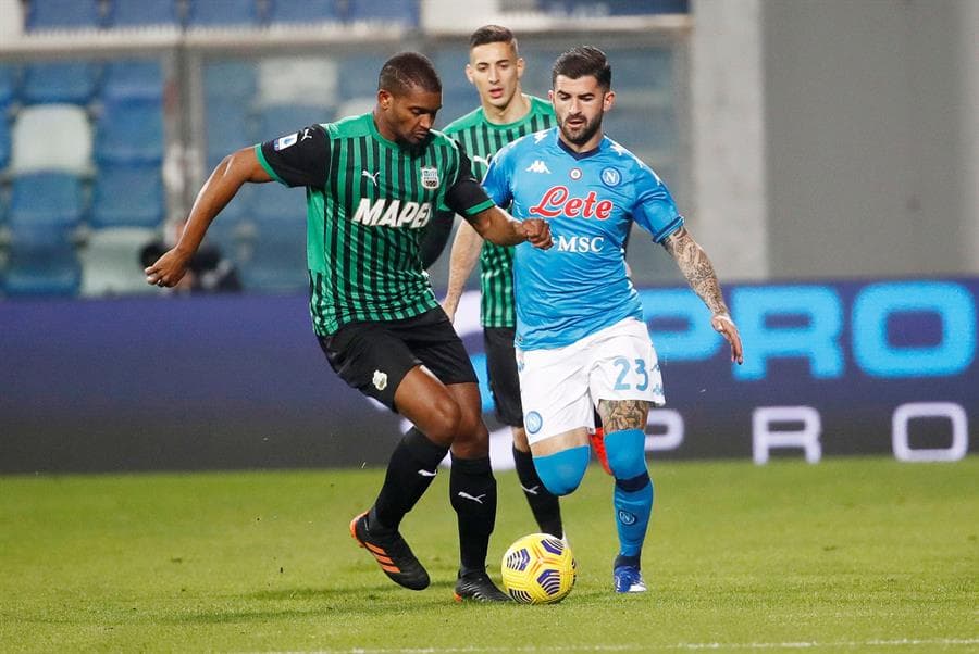 De último minuto, Francesco Caputo cobra penal para los 'neroverdi' y empata el partido ante el Napoli 3-3 de último minuto. Los goles por parte de los azules fueron de Zielinski, Di Lorenzo e Insigne. Por parte de Sassuolo, fueron Maksimovic y Verardi en la Jornada 25 de la Serie A.