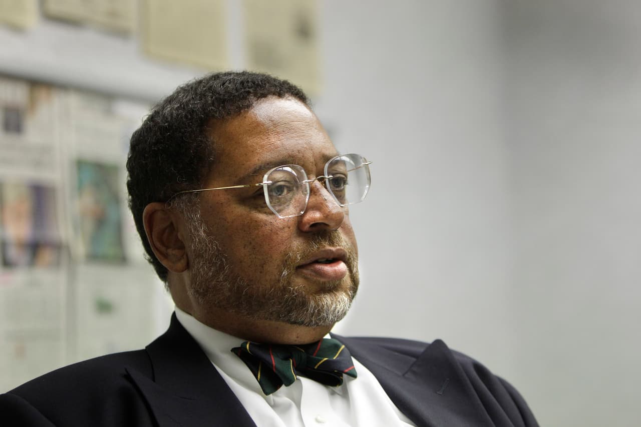 <h3 class="cms-h3-H3">Robert Young. </h3>Ex magistrado de la Corte Suprema de Michigan, retirado en 2017. Fue nominado para el máximo tribunal de Michigan por el republicano John Engler, en 1999.