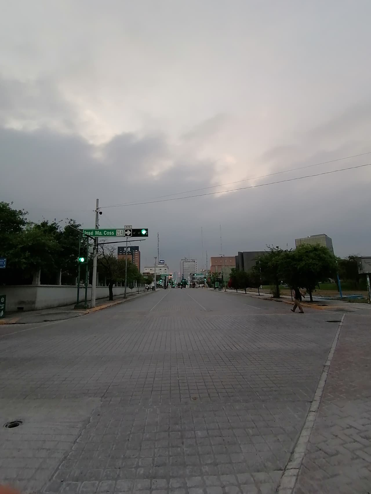 La Ciudad de México es la única entidad que ha rebasado los 300 casos de coronavirus en México y es la que mayor contagios ha presentado; le sigue el Estado de México, Jalisco y Puebla.