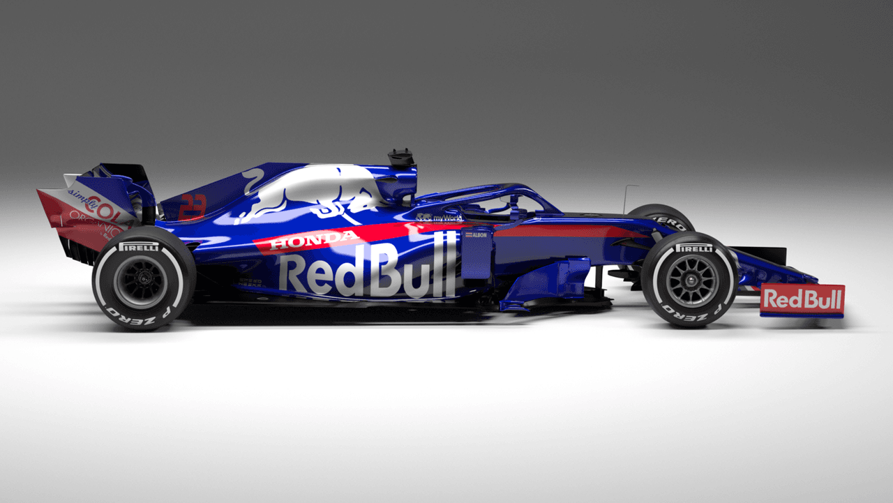 El Toro Rosso es el segundo equipo que presenta su monoplaza de la nueva temporada tras el
<a href="https://www.univision.com/deportes/formula-1/haas-presento-su-nuevo-auto-para-el-2019-con-un-guino-a-la-melancolia-de-lotus-fotos">Haas F1 Team.</a>