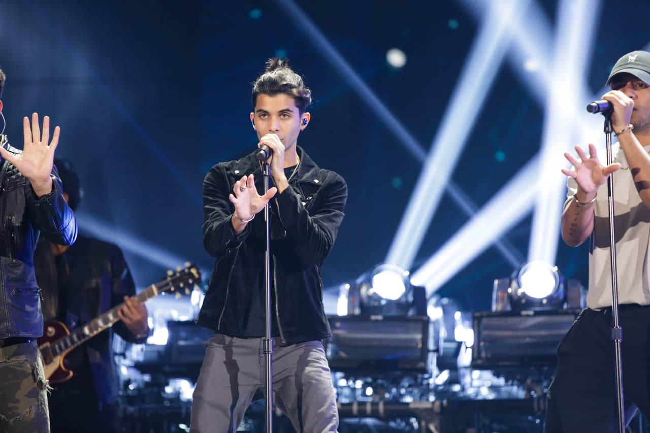 Están nominados en la categoría de Mejor Nuevo Artista y fácilmente pudieran llevarse el gramófono. ¿Será así? Sea como sea el crecimiento de estos chicos ha sido increíble desde que ganaron la primera temporada de La Banda. Te dejamos con lo mejor de su ensayo.