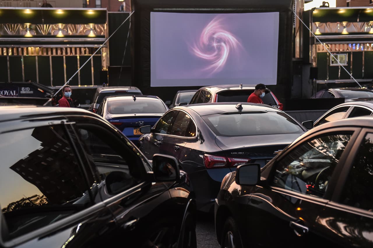 Una parte de las ganancias se dona a los rescatistas.