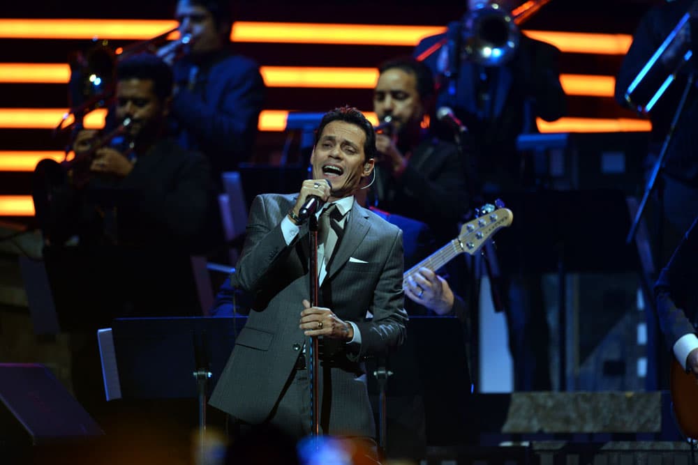 42. En febrero de 2014 Marc consiguió otro triunfo significativo al llevarse cuatro Premios Lo Nuestro, entre ellos, el Premio a la Excelencia, máximo galardón de esta gala latina.