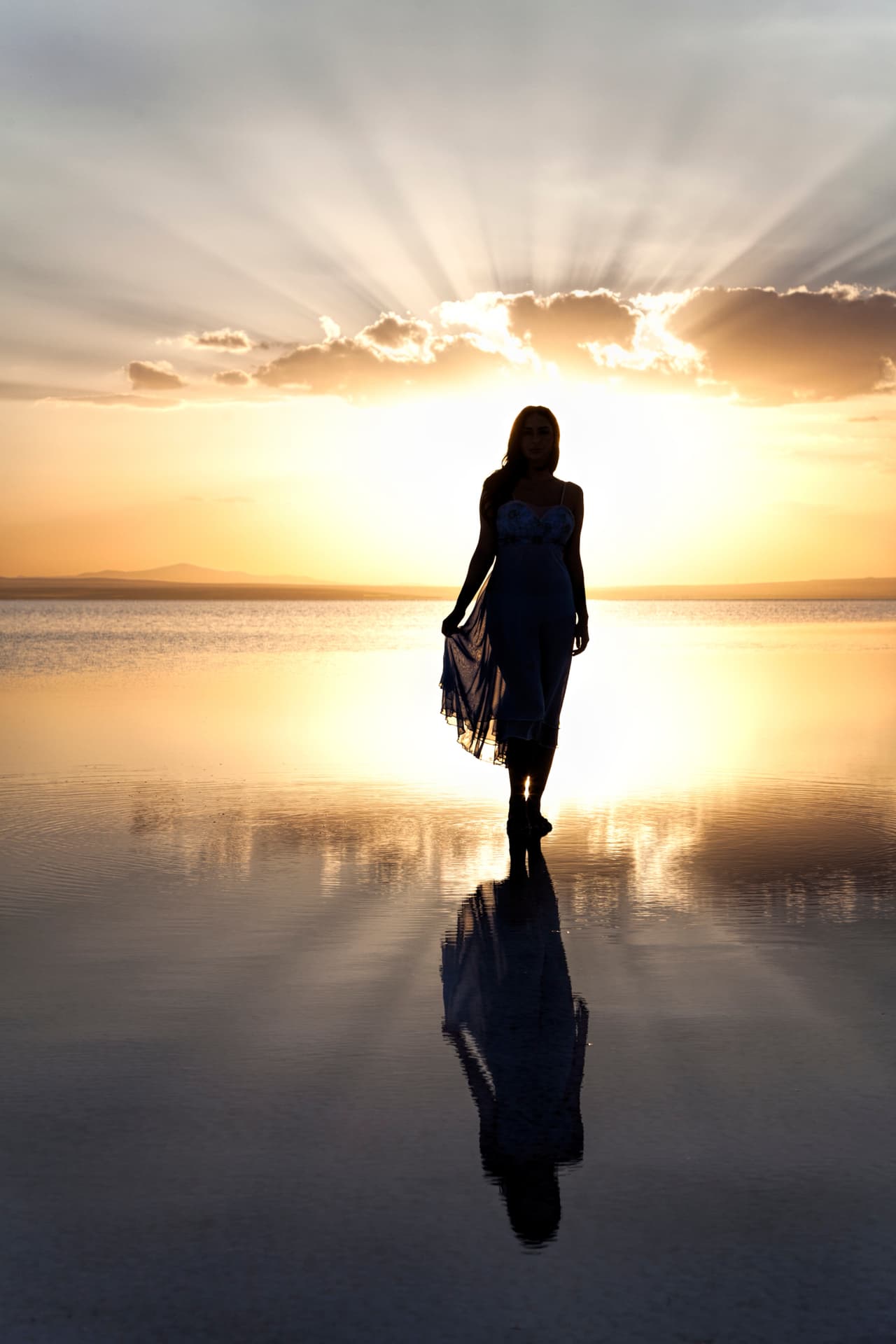 Por eso, desde ahora, y con tiempo, ve considerando qué resoluciones piensas tomar en el 2016, anótalas cuidadosamente, estúdialas y no te pongas metas que no puedas cumplir porque te desalentarías. Cada día, un poco.