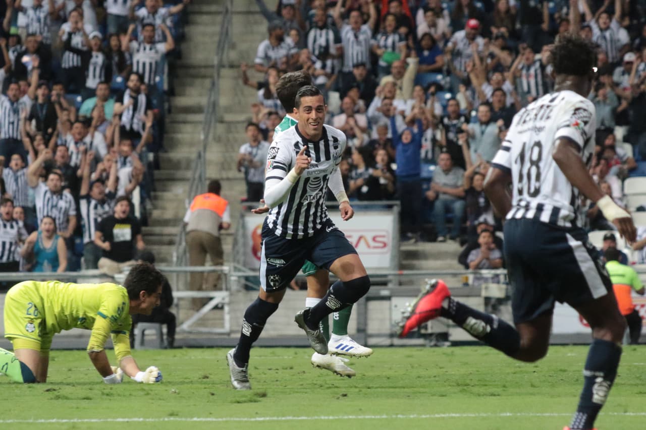 Pero de nada sirvió lo que estaba intentando el equipo visitante. Rogelio Funes Mori se encargó de socavar esas intenciones de los verdiblancos.