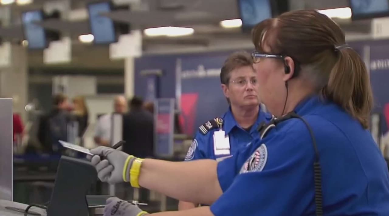 DHS reactiva Global Entry en aeropuertos pese a la crisis por pagos de agentes de la TSA