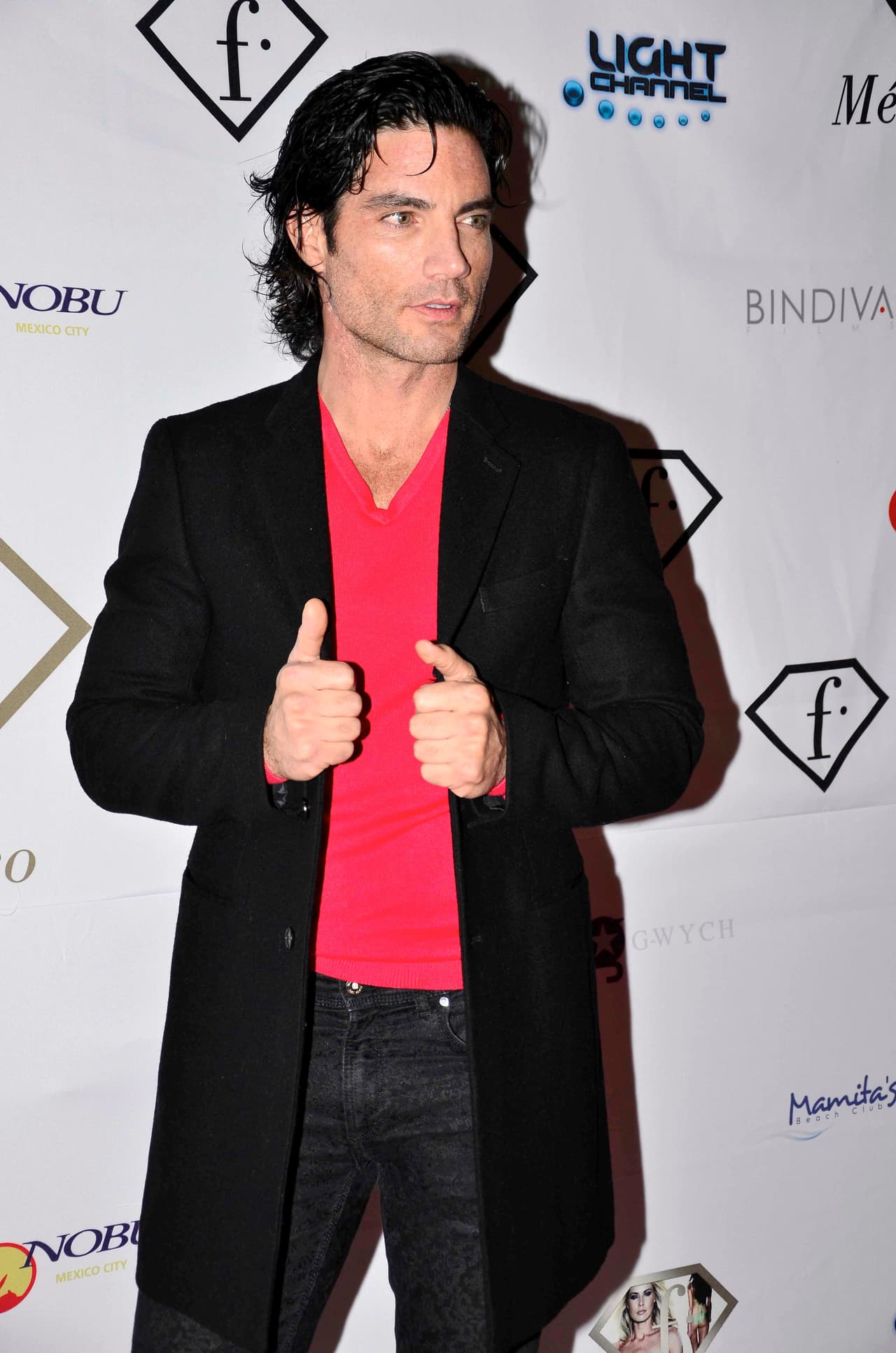 Es perfeccionista, muy puntual y siempre consigue lo que se propone.