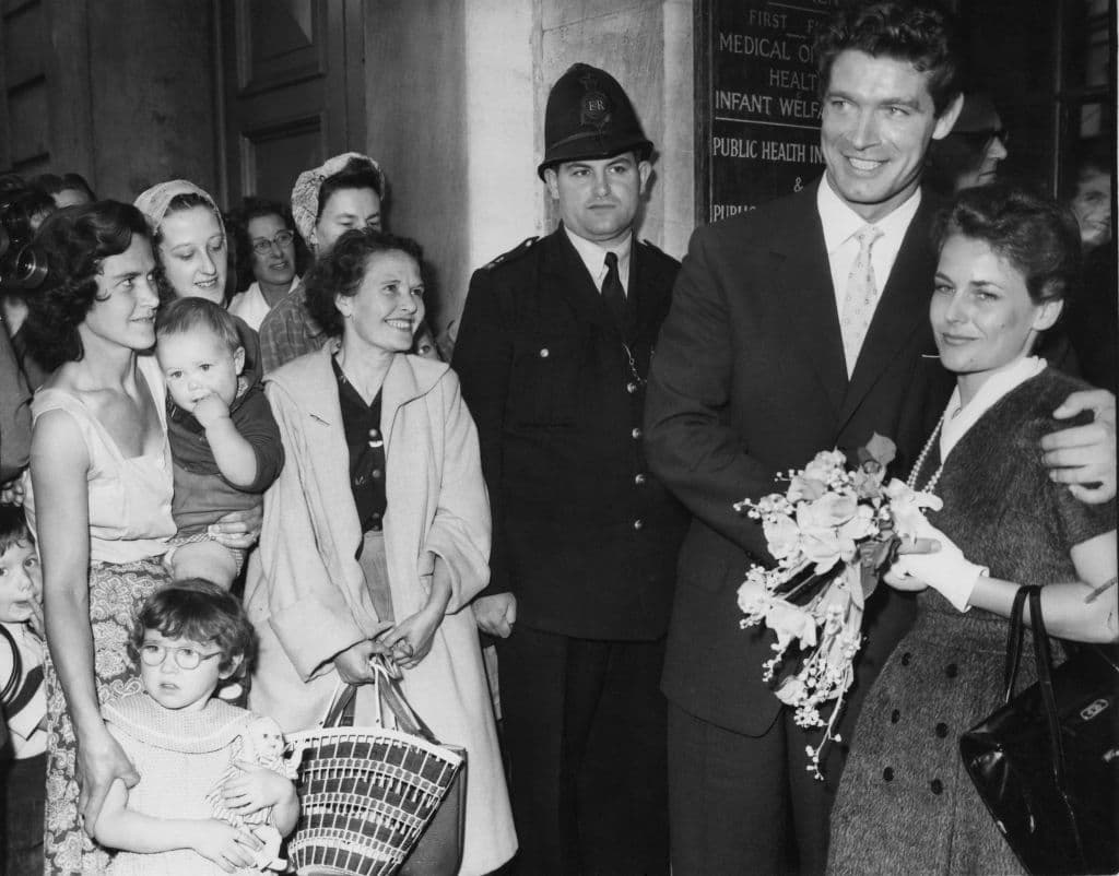 El filme recibió 12 nominaciones al Oscar y ganó 11 estatuillas.
<br>