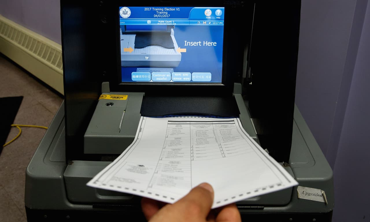 Qué hacer si su máquina de votación presenta problemas