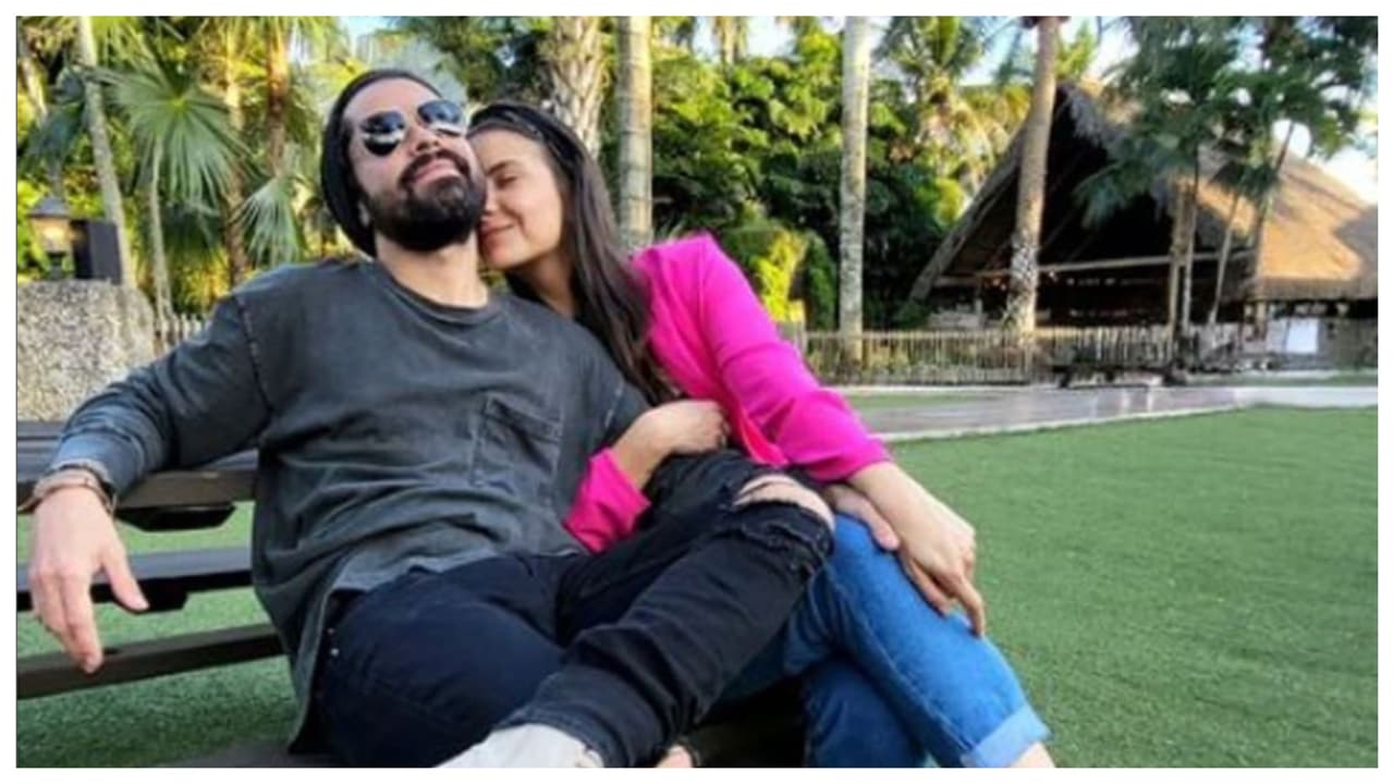 Además de recorrer la bodega y la cervecería
<b>, las parejas pueden disfrutar de catas de vinos</b>, e incluso clases para aprécialos. Y, durante todo el año, hay conciertos que, lo mismo pueden ser bailables, que melódicos.
<br>