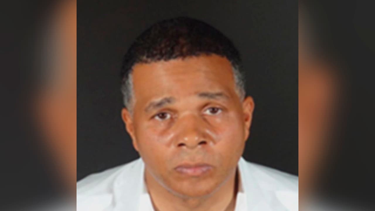  Buscan más víctimas de un hombre sospechoso de asaltar a mujeres en West Hollywood