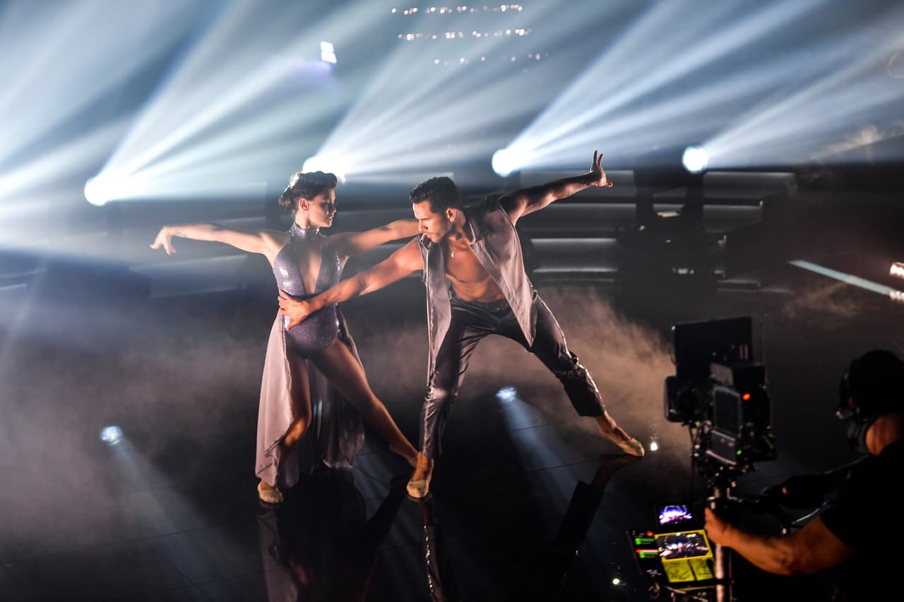 En Mira Quién Baila Univision All Stars de 2021, el
<b>Chef Yisus</b> fue el gran campeón. Se enfrentó en la última gala a Aleyda Ortiz, La Bronca y Roberto Hernández, quienes hicieron gala de sus mejores pasos para convencer a los jueces.