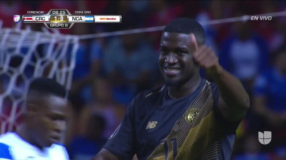 Tiro desviado de Mayron George