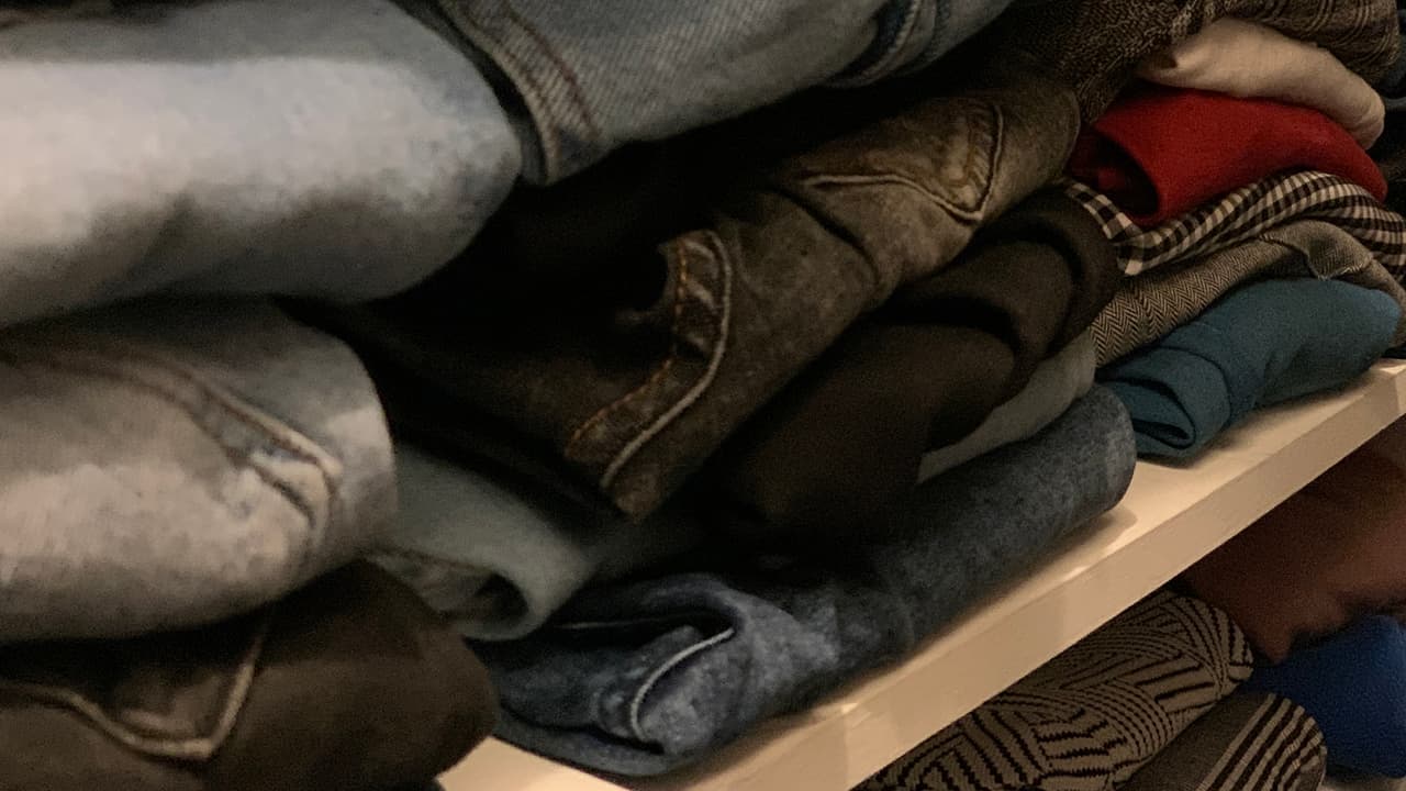 The Cottage Shop está ubicada en la cuadra 811 Westheimer Rd. Importante tener en cuenta que su horario es de 10am a 3pm.