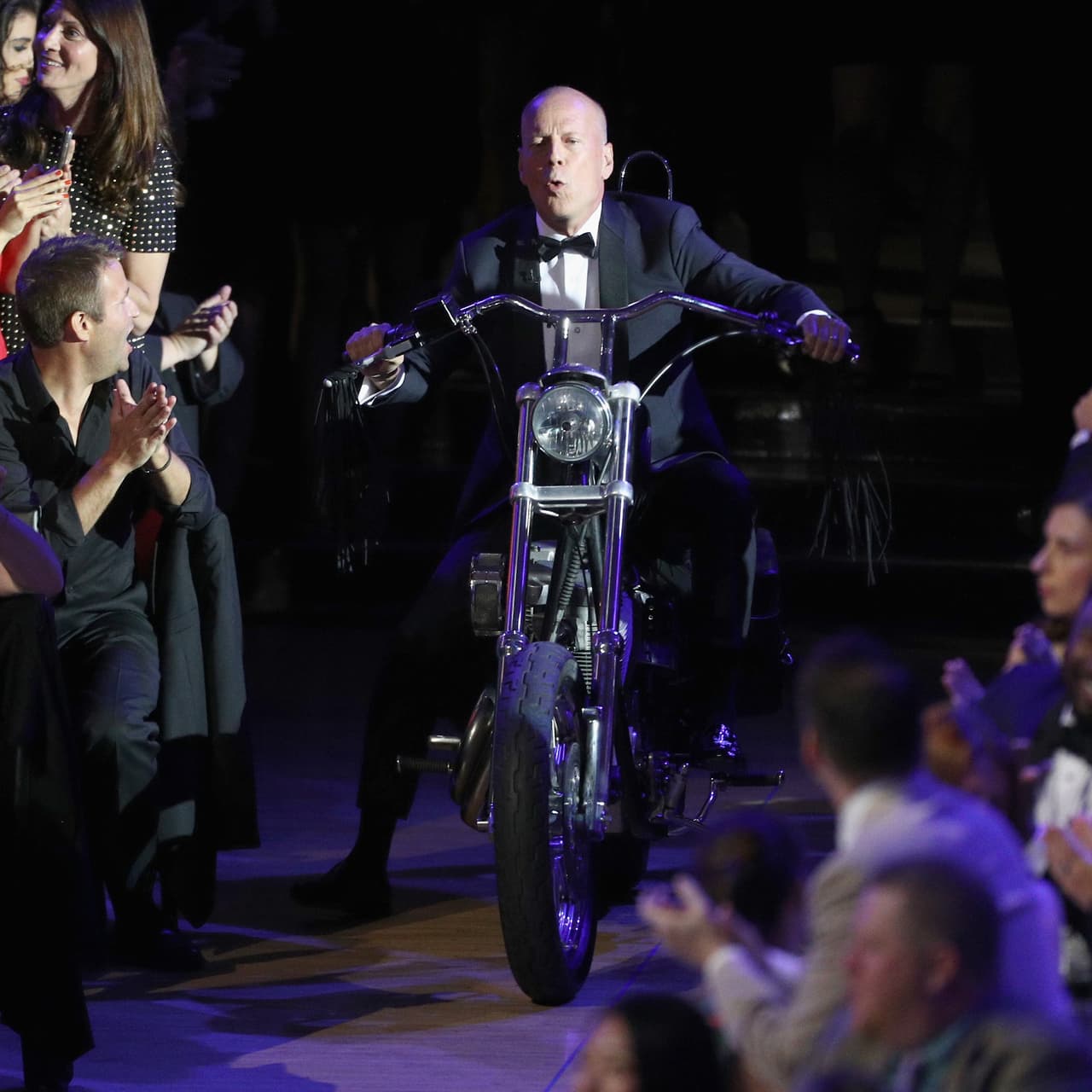 <b>BRUCE WILLIS. </b>El hombre de acción por excelencia es también un padre ejemplar y divertido, al menos eso es lo que podemos ver en las fotos más recientes del actor.