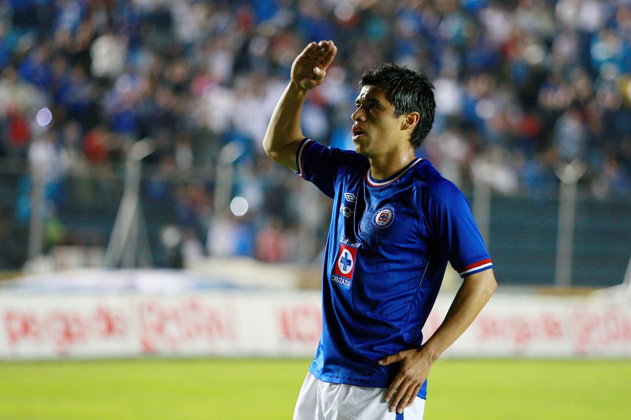 <b>Gonzalo Pineda en Cruz Azul:</b> tras su salida de Pumas, el jugador pasó por Chivas y San Luis antes de llegar a La Máquina, donde estuvo entre 2011 y 2012.