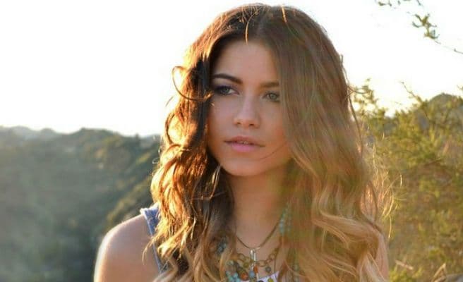 Tras su doble nominación a Premio Lo Nuestro, Sofía Reyes declara: "Nunca había estado tan emocionada por vivir". 