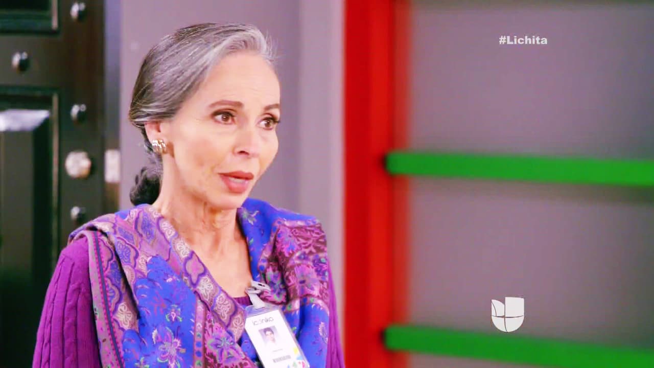 Doña Fátima está sorprendida.