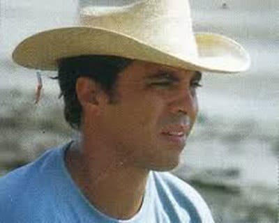 <b>Luis Gatica</b> dio vida a 'Chuy', el eterno enamorado de 'Marimar'. Al inicio de la historia era un muchacho trabajador muy noble, pero los celos lo convirtieron en un hombre violento.