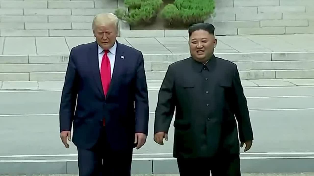 Trump dice estar preparado para recibir el "regalo de Navidad" que le tenga Corea del Norte