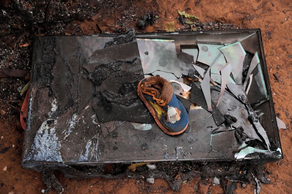 En vista de la situación, que no logra ser controlada, sumada a temperaturas por sobre 40ºC en la zona afectada, el
<a href="https://www.univision.com/noticias/mundo/gabriel-boric-asume-presidencia-de-chile">gobierno del presidente Gabriel Boric</a> decidió declarar el estado constitucional de catástrofe en la región de La Araucanía, que se suma a las de Ñuble y Biobío.