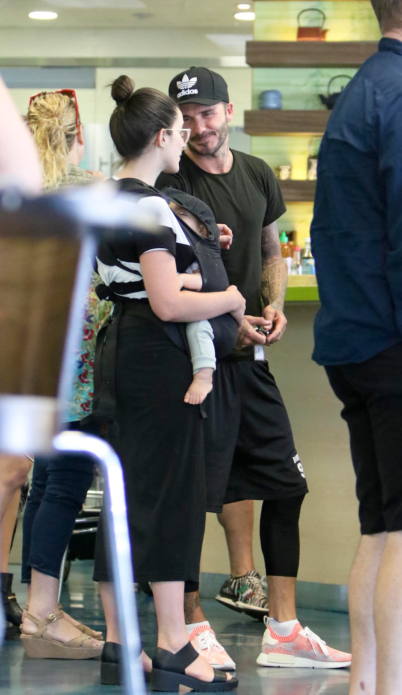 ¿Tú te resistirías a la belleza de este hombre?