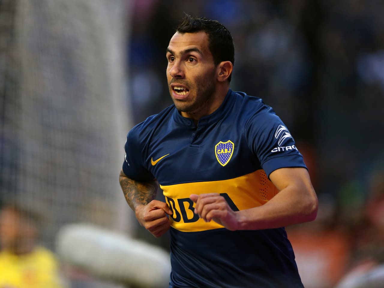 ¿Es el astro argentino Carlos Tevez una opción para la MLS en la temporada 2017?