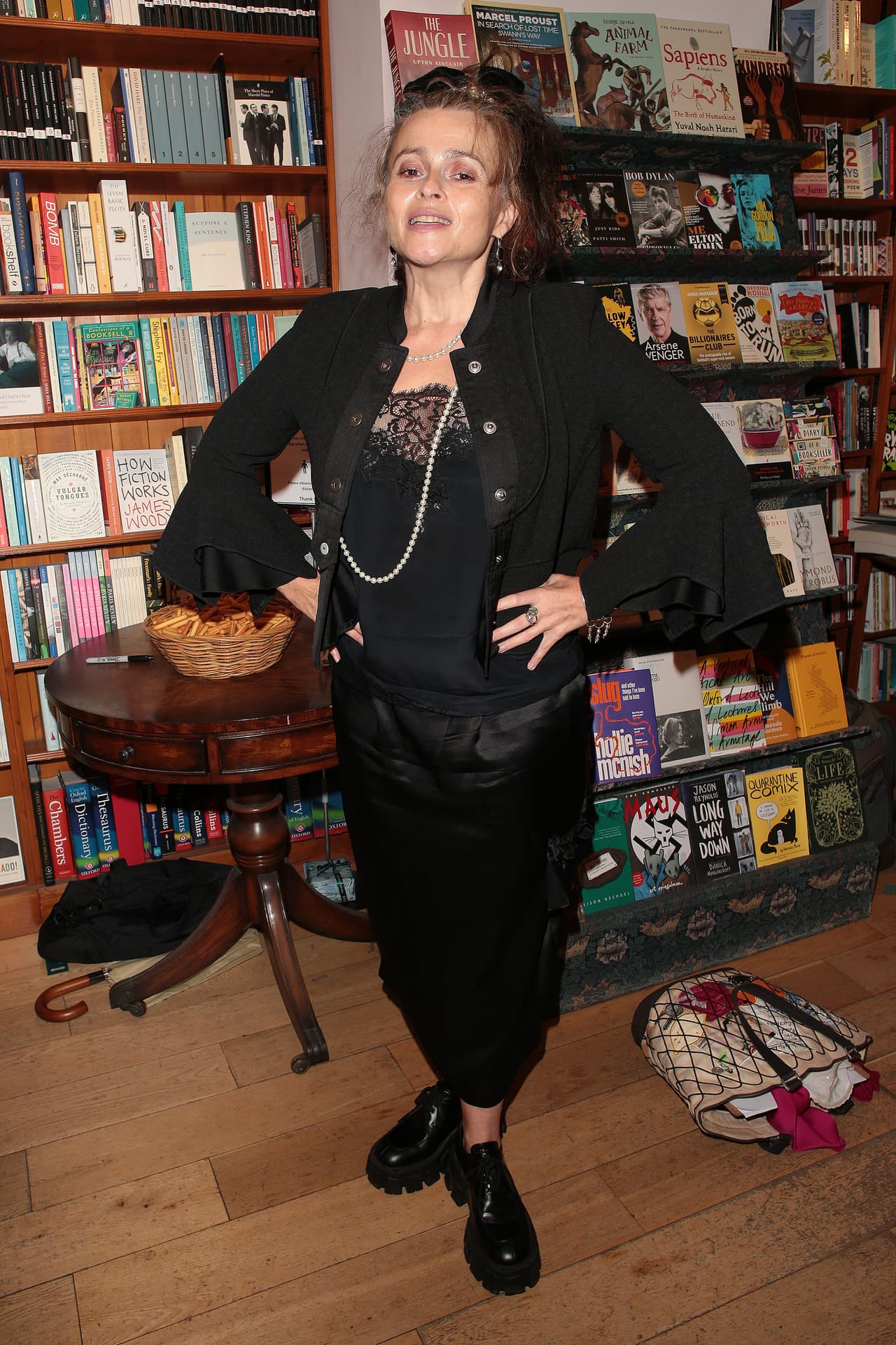 Aunque Helena, de 56 años, es una reconocida estrella de Hollywood, que se ha ganado el corazón de sus fans con sus personajes sombríos, se mantiene alejada de las redes sociales.