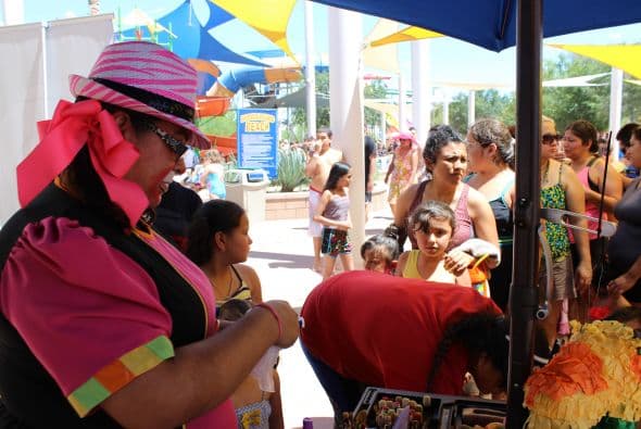 Una tremenda "Fiesta de Verano" disfrutaron cientos de personas en "Wet 'n' Wild, donde estuvieron presentes los talentos de nuestras emisoras de Uforia. 