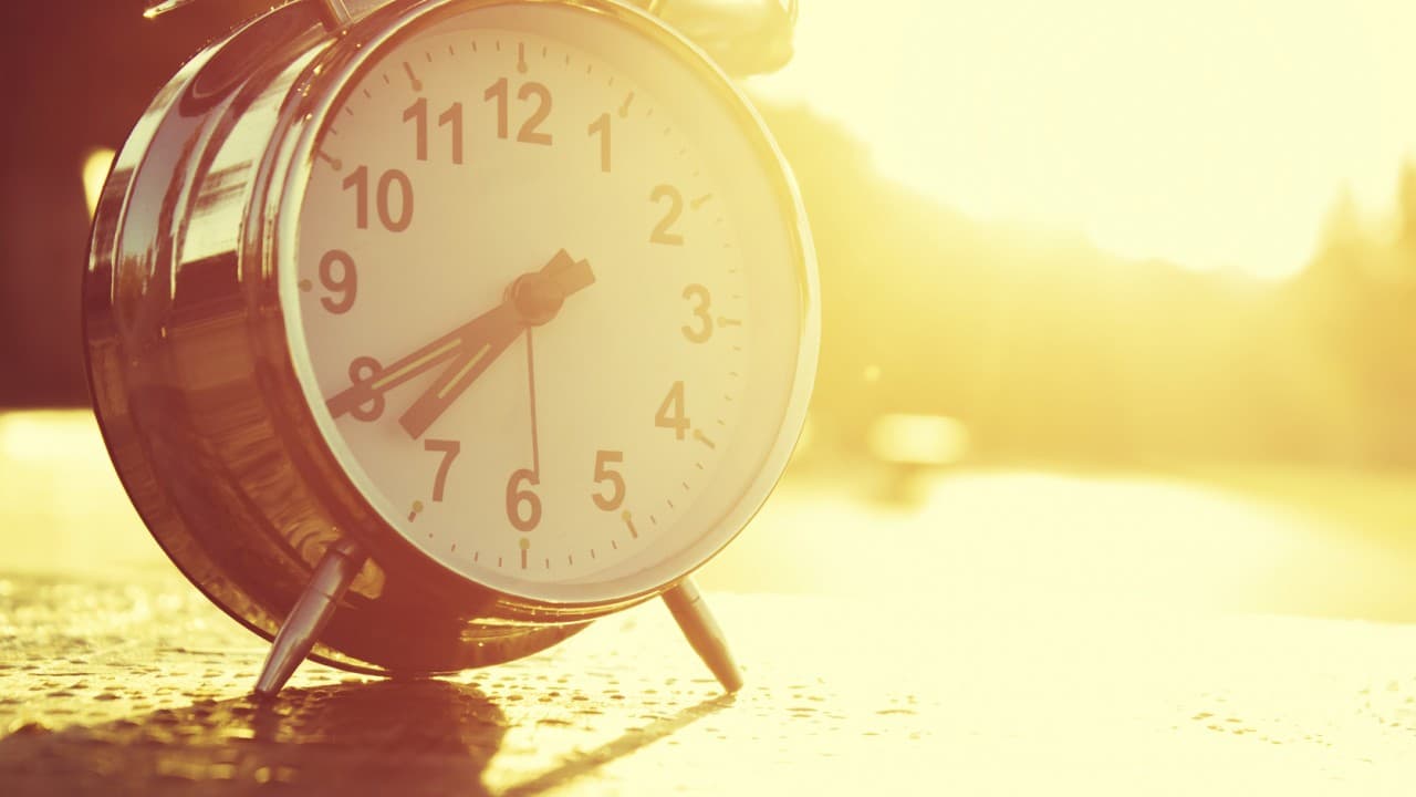 California analiza poner fin al cambio de horario