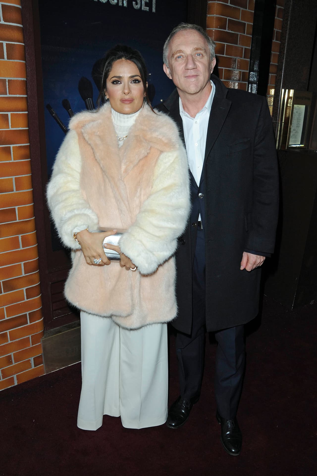La actriz veracruzana brilló en una fiesta en Covent Garden, Londres.