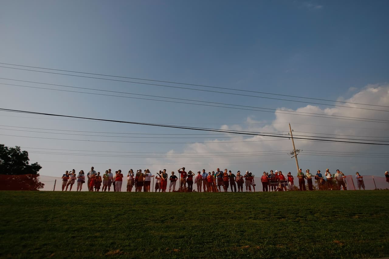 <b>O'Fallon, Missouri</b> 
<br>Fue catalogada como la 26 ciudad más segura de Estados Unidos. A menudo es reconocida por el Área de Conservación de August A. Busch Memorial que ofrece una variedad de paisajes. Howell Island Conservation Area Trail está situado cerca del río Missouri y presenta una variedad de flores silvestres, aves y vida silvestre. 
<br>
<br>
<br>
<b>Población: </b>87,388. 
<br>
<b>Ingreso promedio: </b>$84,580. 
<br>
<b>Promedio de seguridad:</b> 91.05.