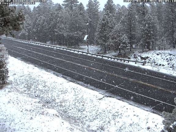 Para más información de las carreteras puede llamar al 5-1-1 o visitar el sitio
<a href="https://az511.gov/" target="_blank">az511.gov</a> y suscribirse a las alertas de transito.
<br>